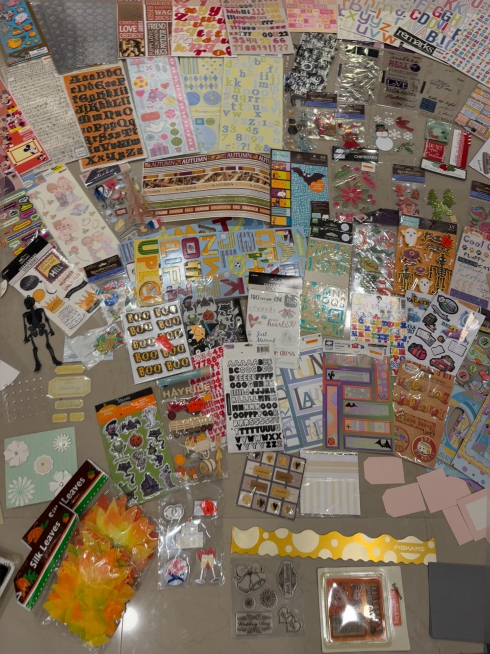 Mixed Assorted Sticker for scrapbooking/ arts and crafts. - Picture 3 of 8